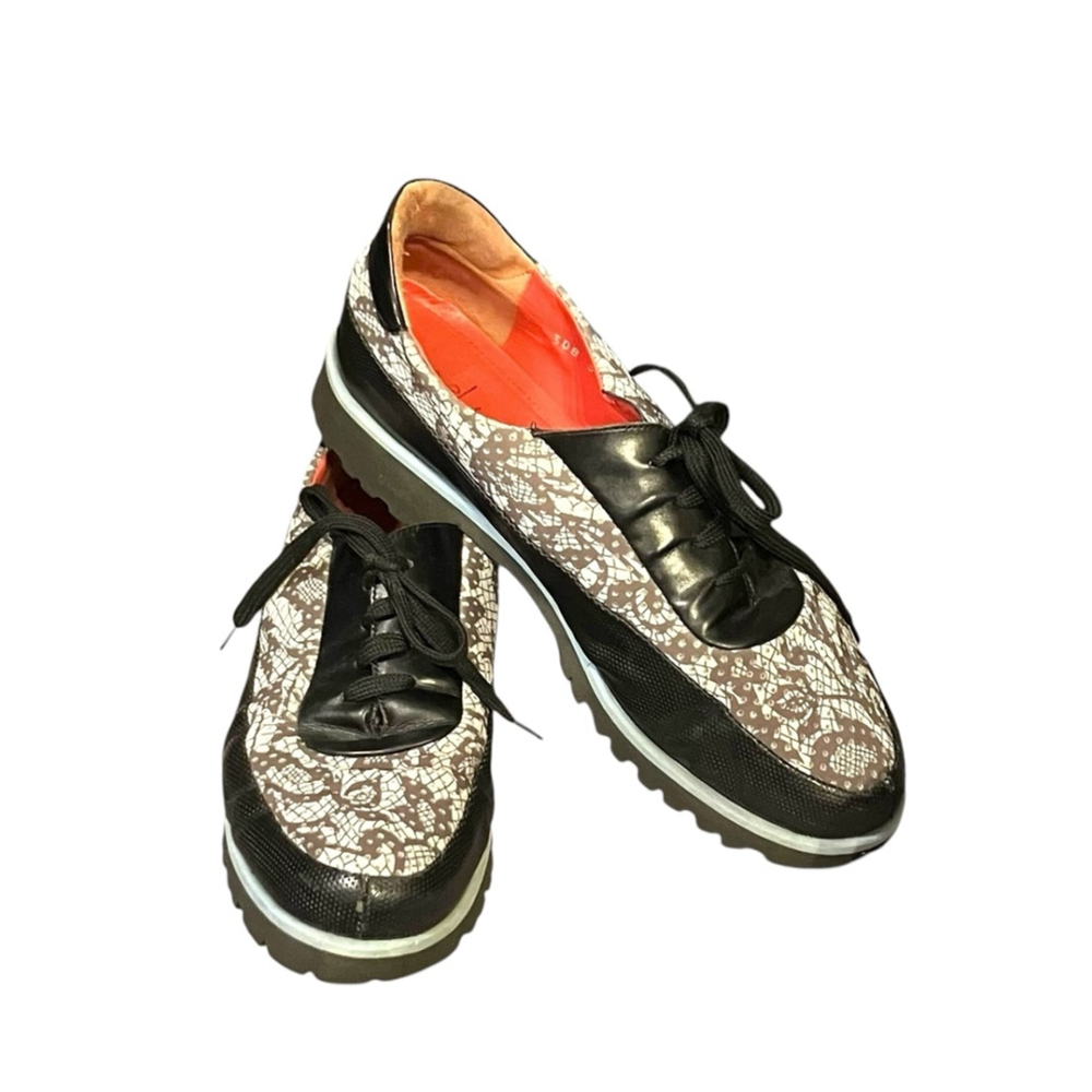 Pas de rouge Loafers Sneakers Brown & Cream/White, Size 39 1/2- 9 US